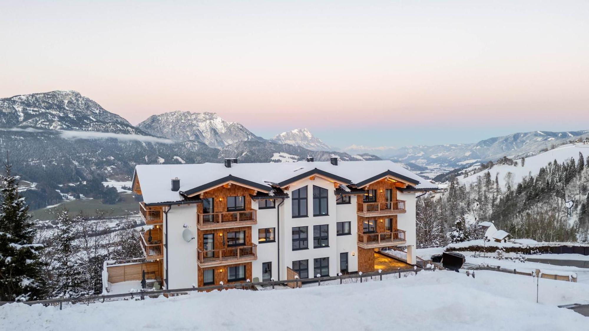 Hoeflehner Premium Gumpen Lodge Haus im Ennstal Exterior foto